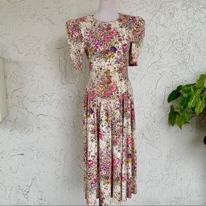 VTG 80s All That Jazz Drop Waist Flower Bouquets
